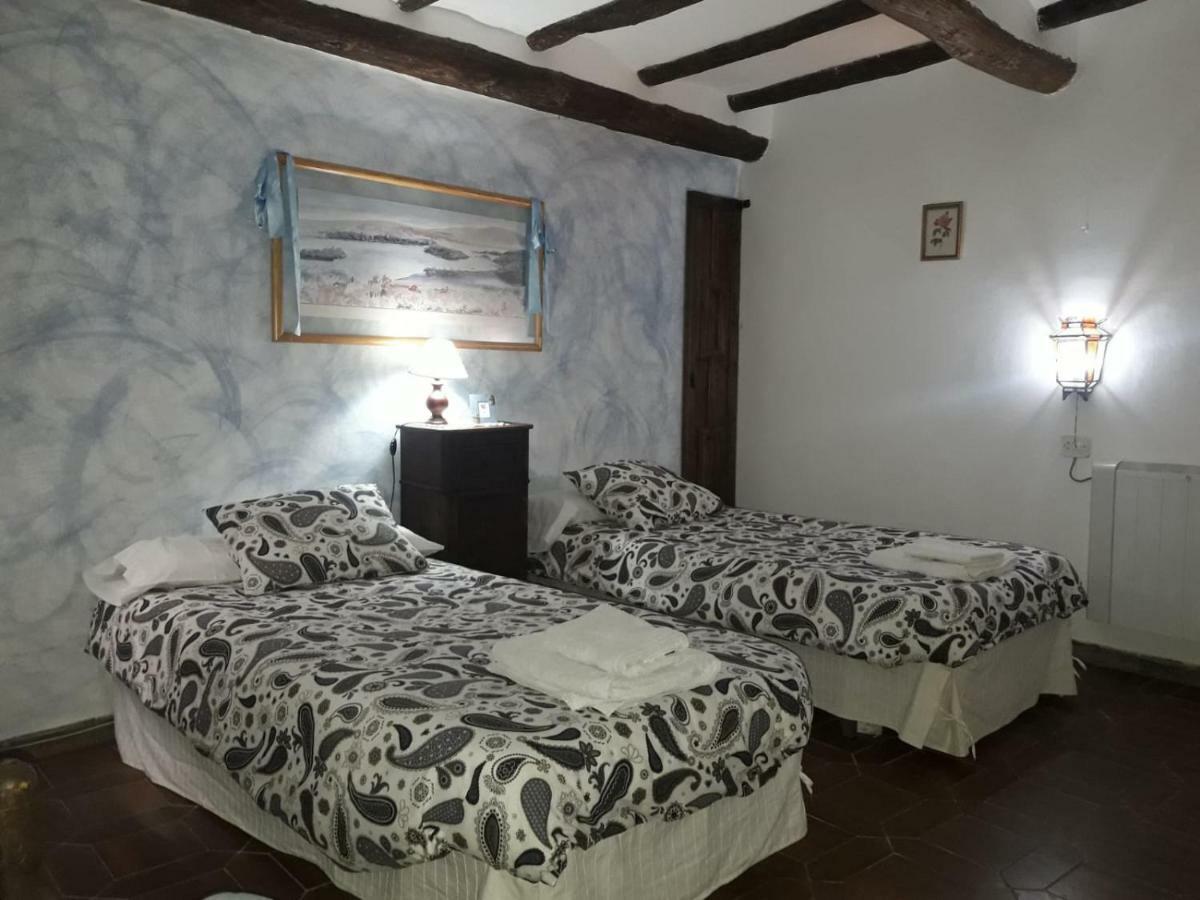 Lo Cremalle Valderrobres Exteriör bild